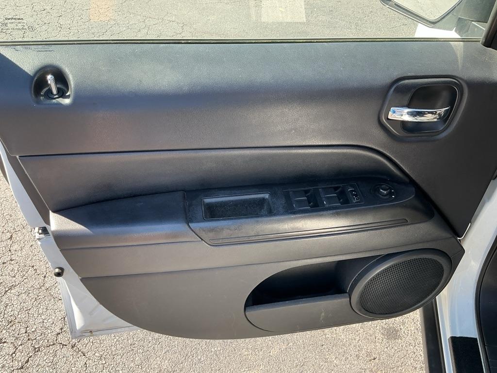 Jeep Patriot FWD 4dr Sport 2014