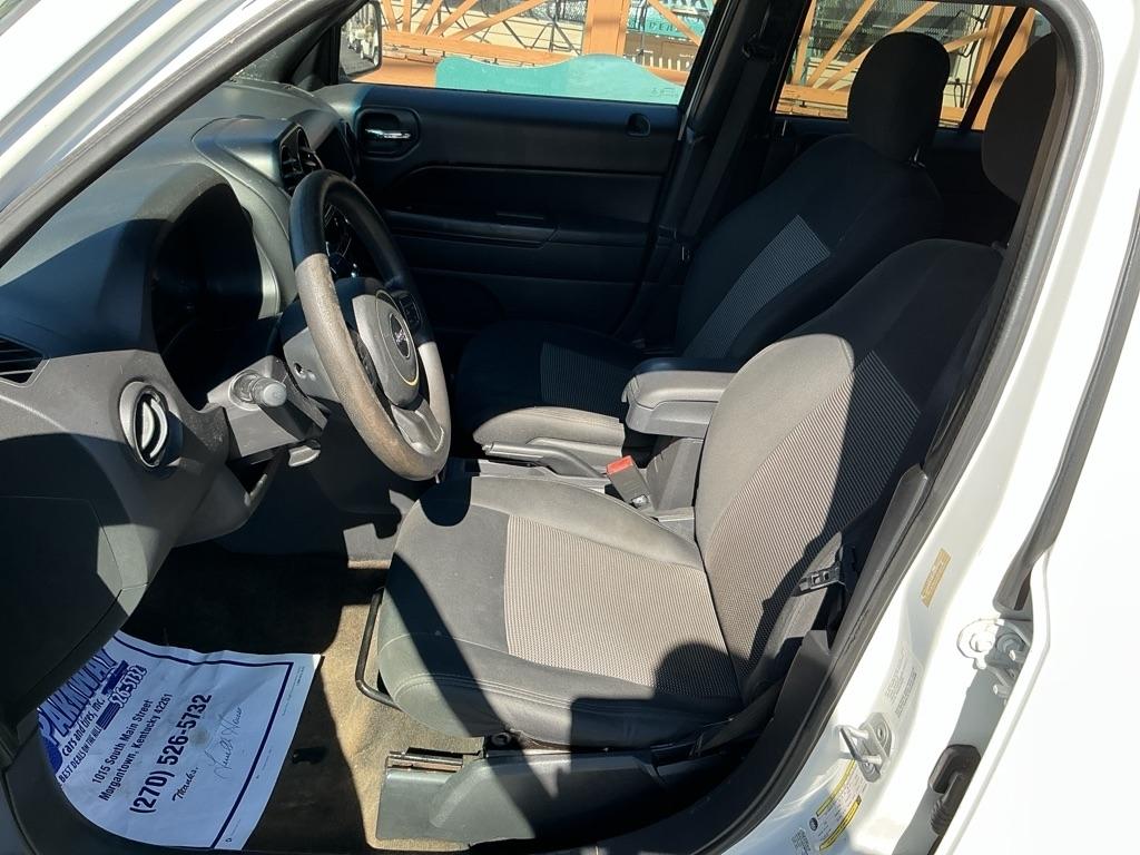 Jeep Patriot FWD 4dr Sport 2014