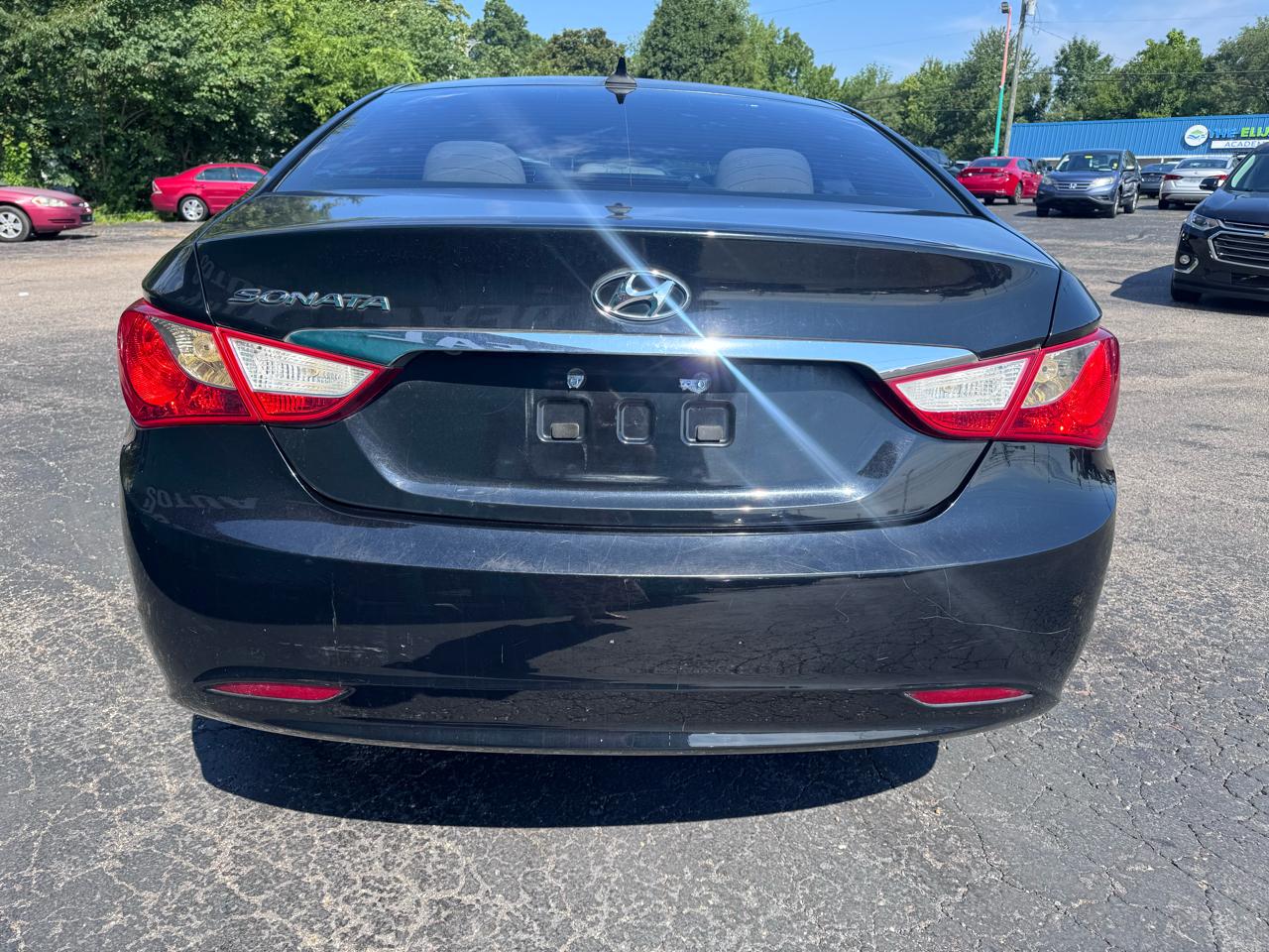 Hyundai Sonata 4dr Sdn 2.4L Auto GLS 2013