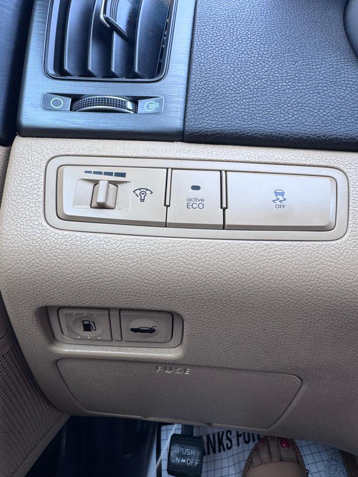 Hyundai Sonata 4dr Sdn 2.4L Auto GLS 2013