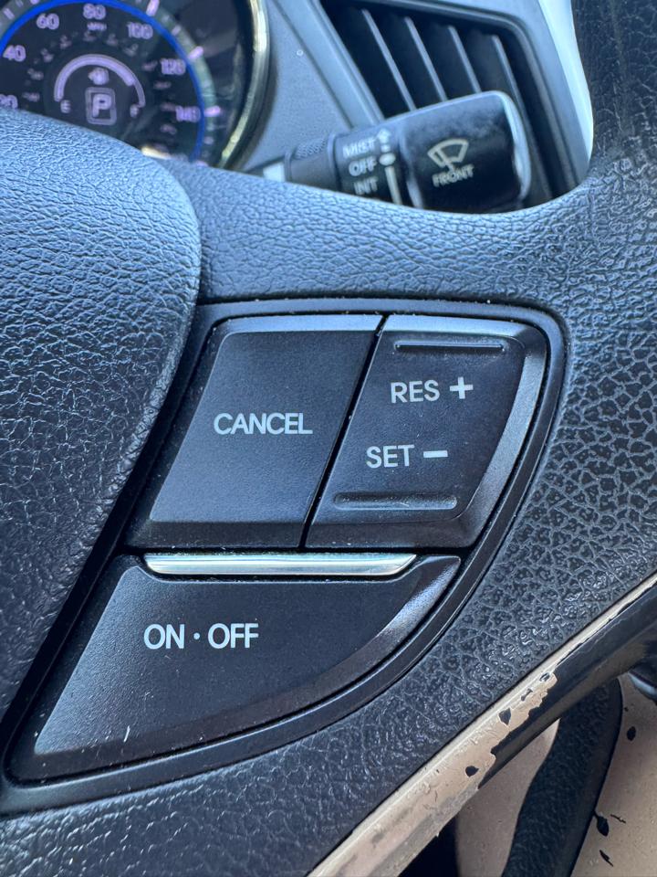 Hyundai Sonata 4dr Sdn 2.4L Auto GLS 2013