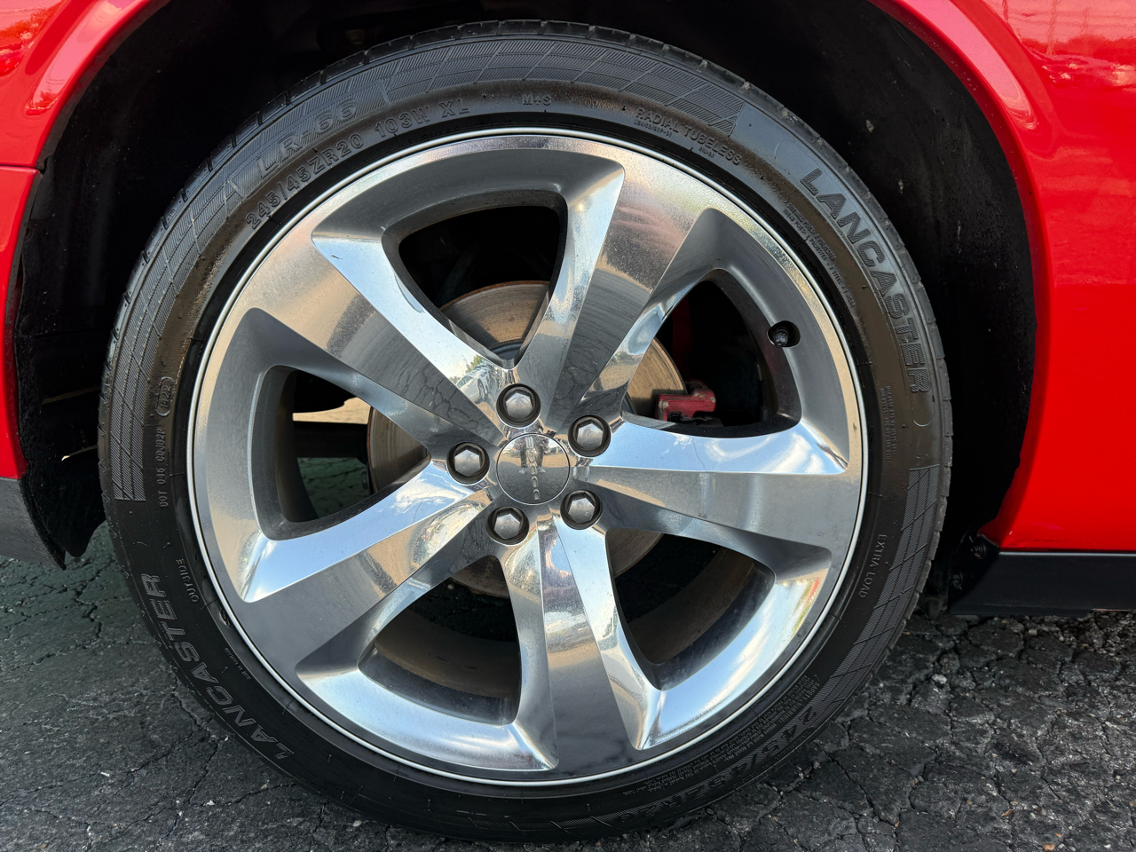 Dodge Challenger 2dr Cpe R/T Plus 2014 Dodge Challenger 2dr Cpe R/T Plus 2014