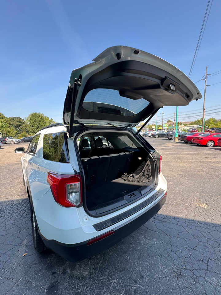 2021 Ford Explorer XLT photo 22