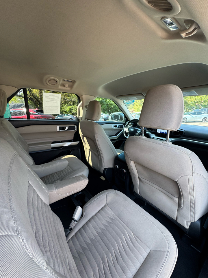 2021 Ford Explorer XLT photo 26