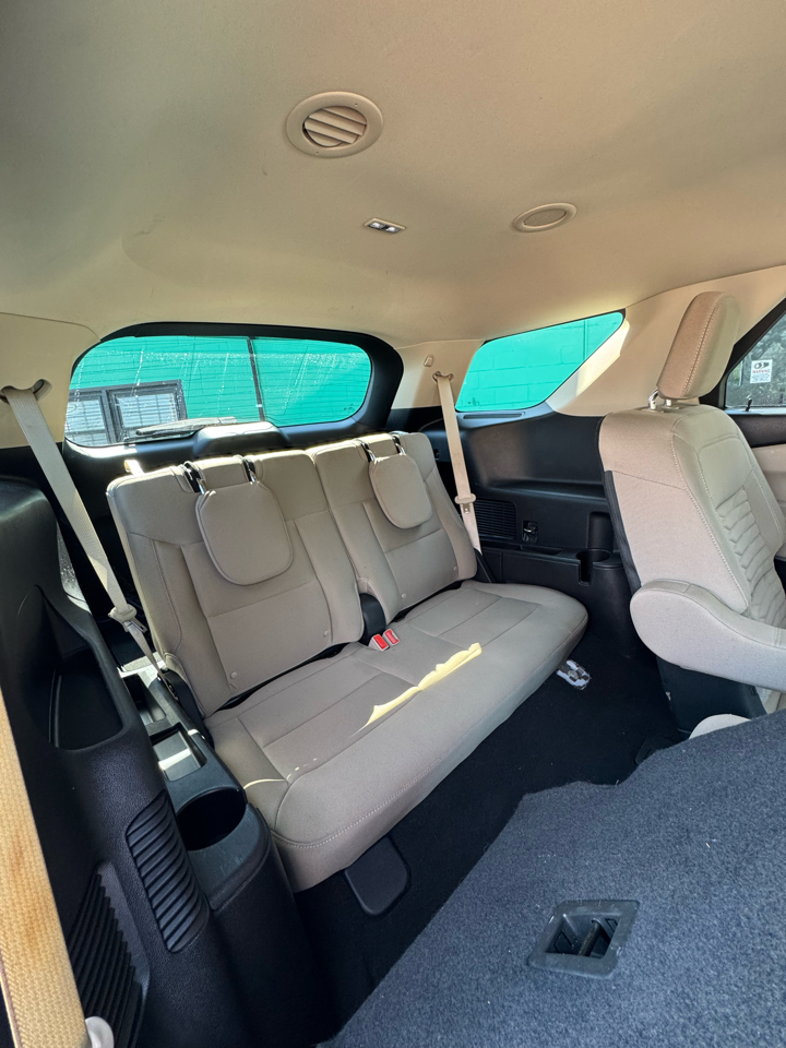 2021 Ford Explorer XLT photo 28