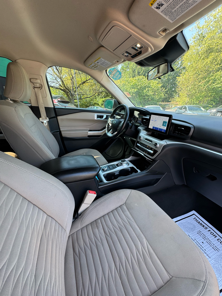 2021 Ford Explorer XLT photo 30