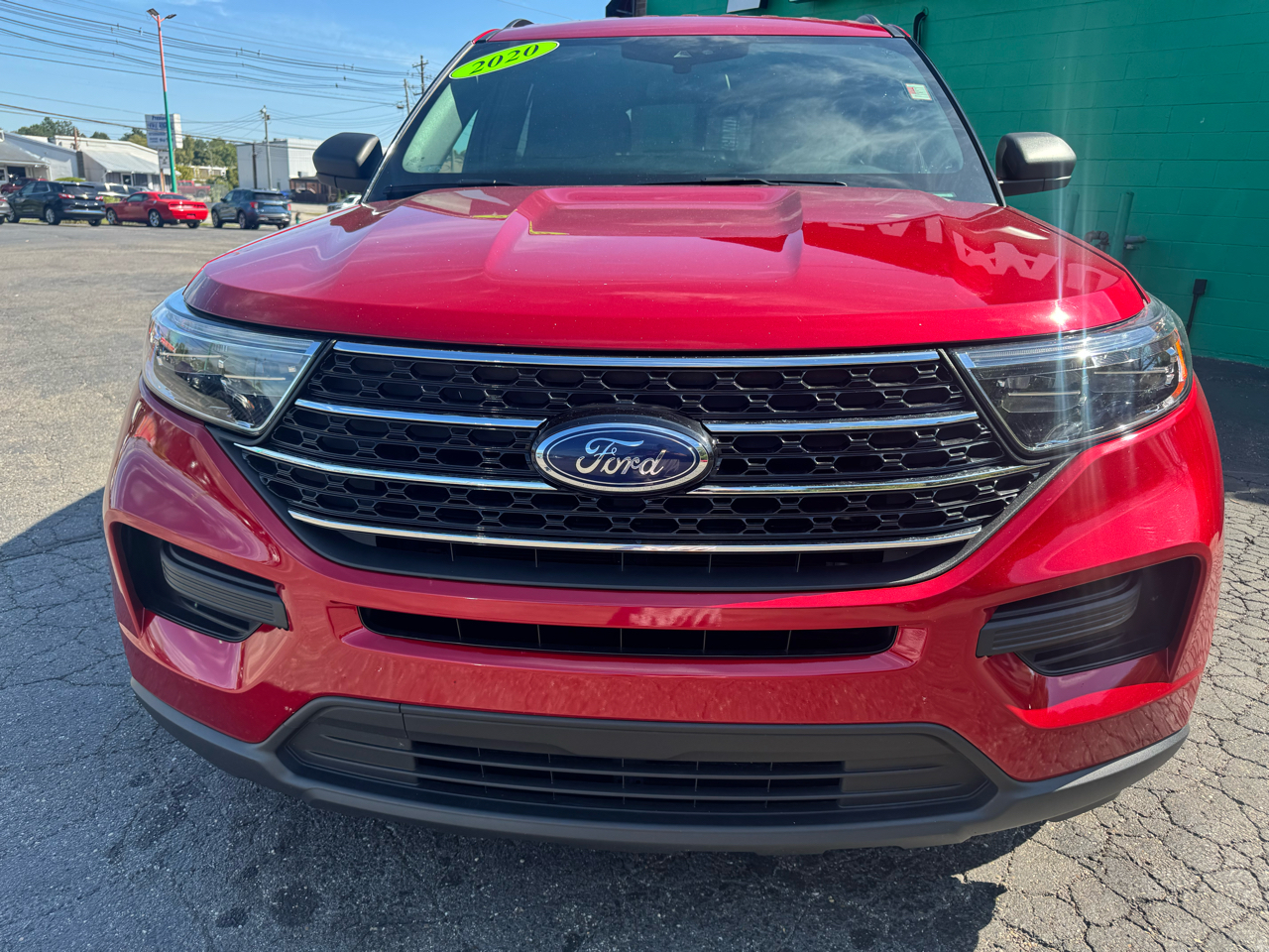 2020 Ford Explorer XLT photo 2