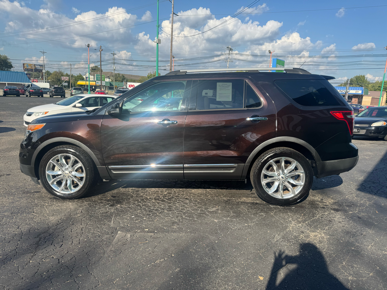 2013 Ford Explorer XLT photo 4
