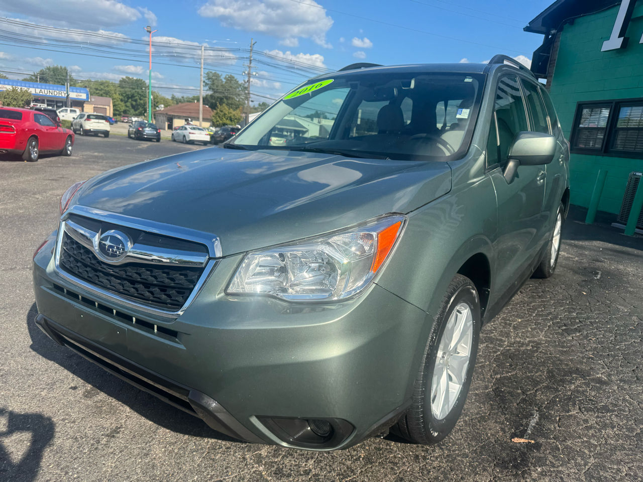 2016 Subaru Forester 2.5i Premium photo 3