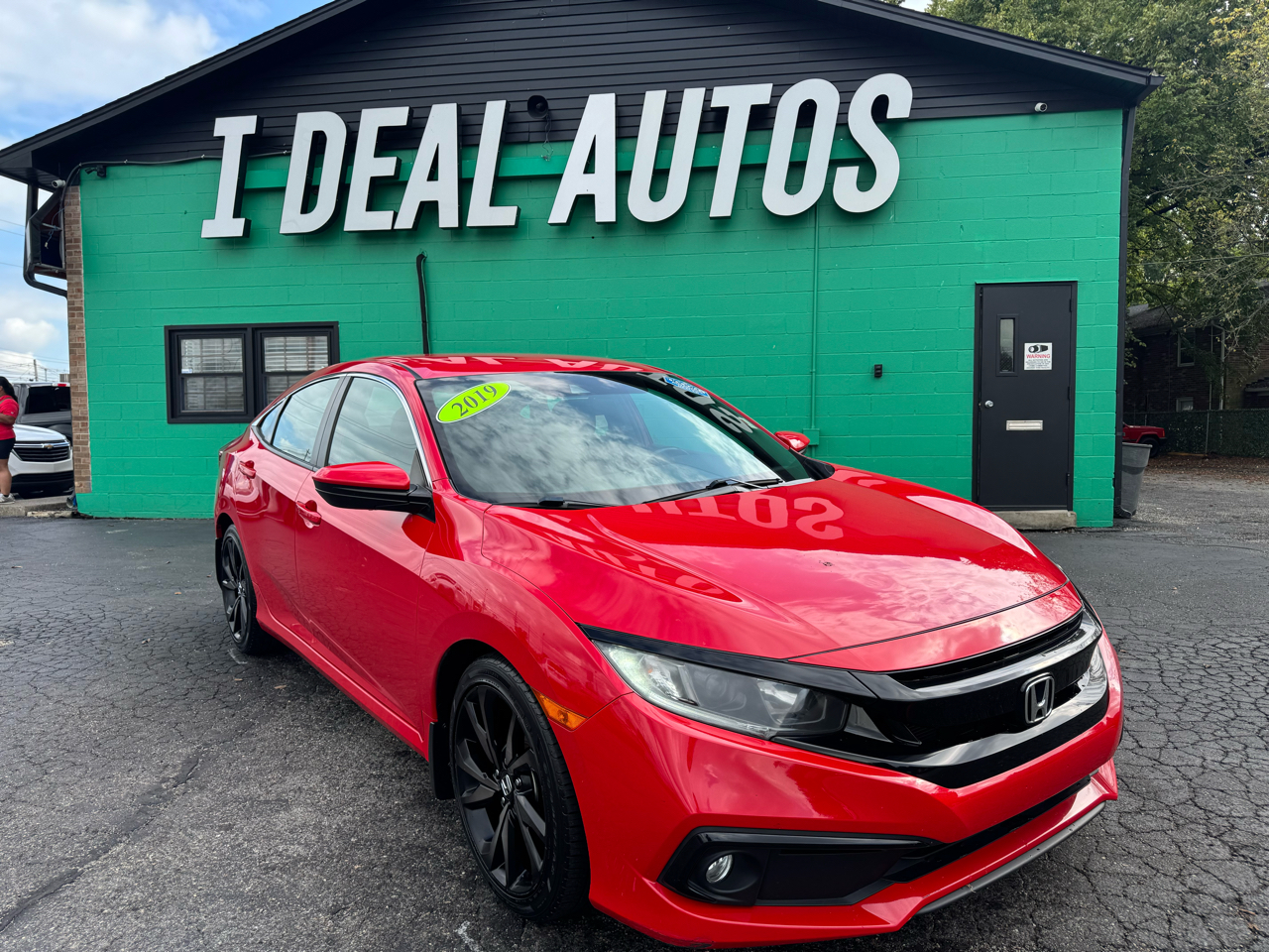 2019 Honda Civic Sport photo 2