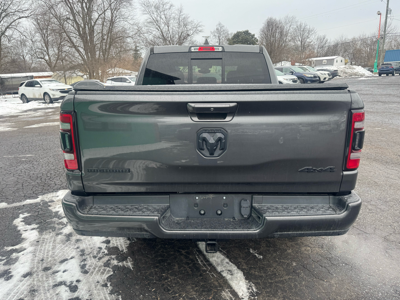 RAM 1500 Big Horn 4x4 Crew Cab 5'7" Box 2020