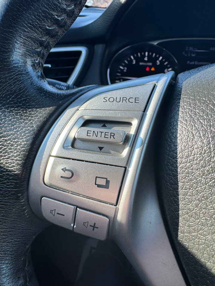 Nissan Rogue FWD 4dr SL 2015