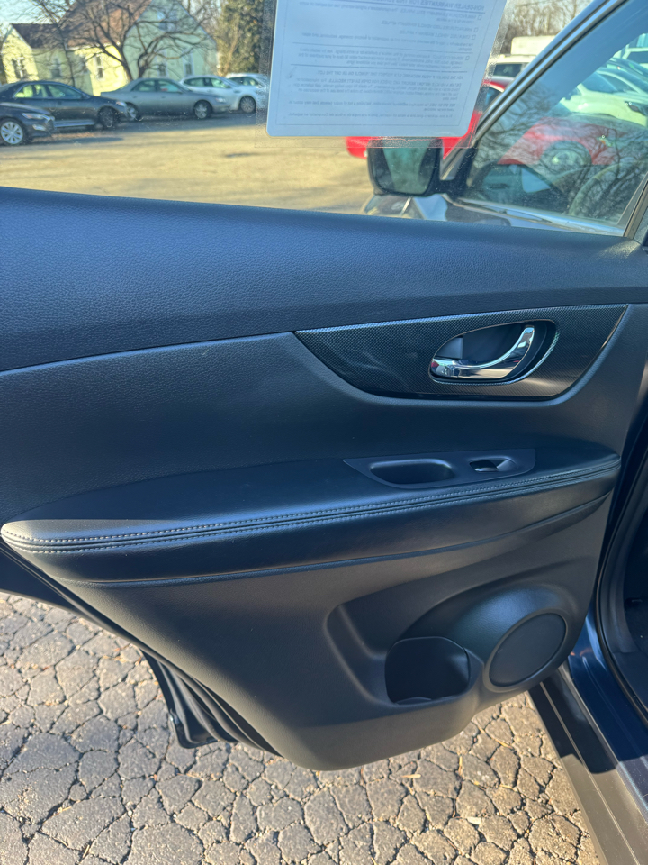 Nissan Rogue FWD 4dr SL 2015