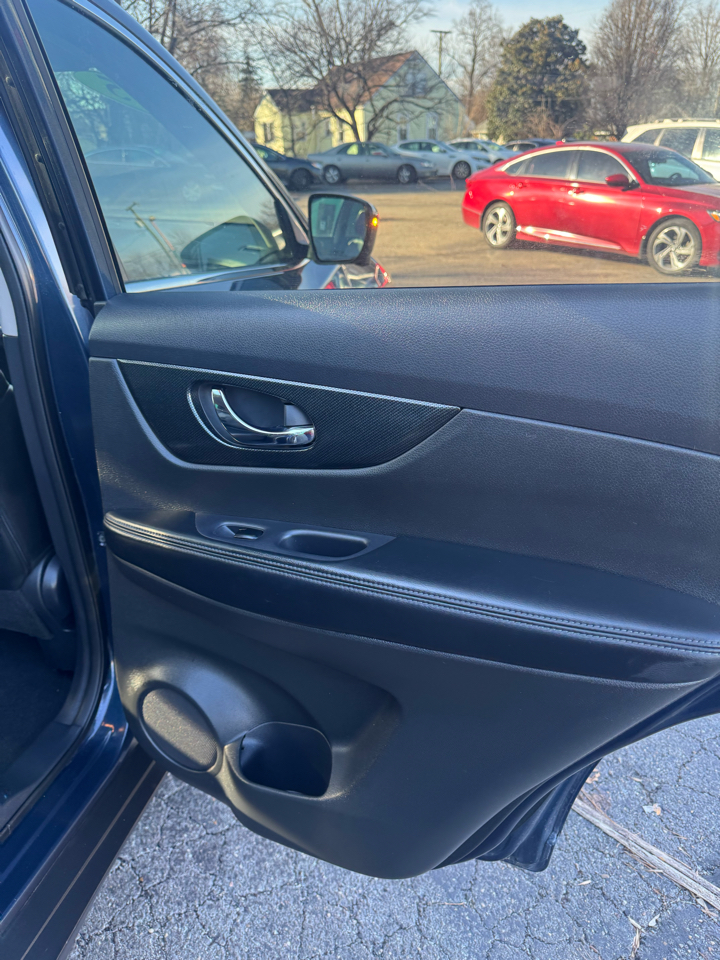 Nissan Rogue FWD 4dr SL 2015