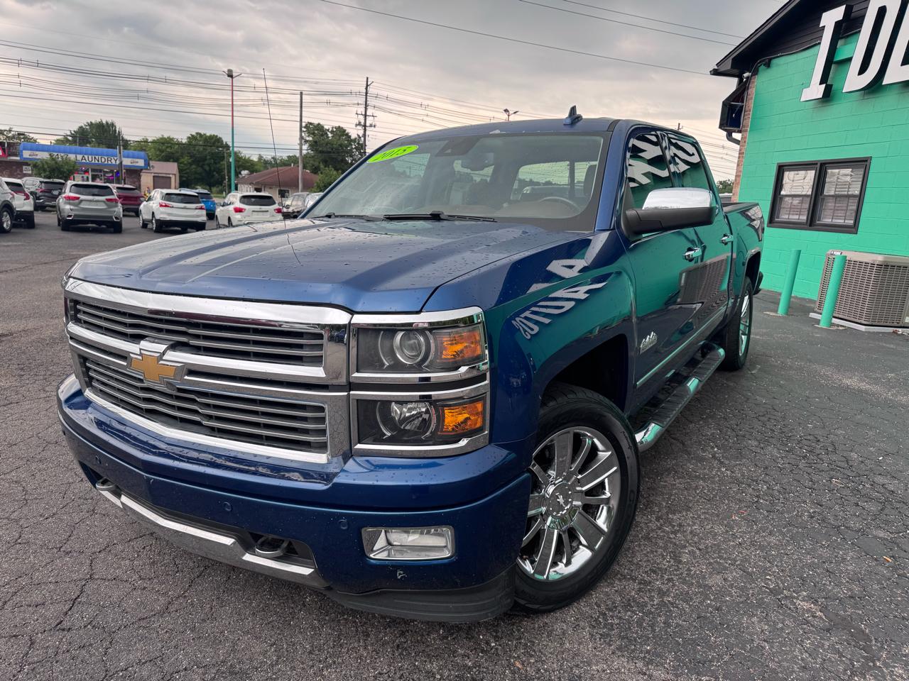Chevrolet Silverado 1500 4WD Crew Cab 143.5" High Country 2015