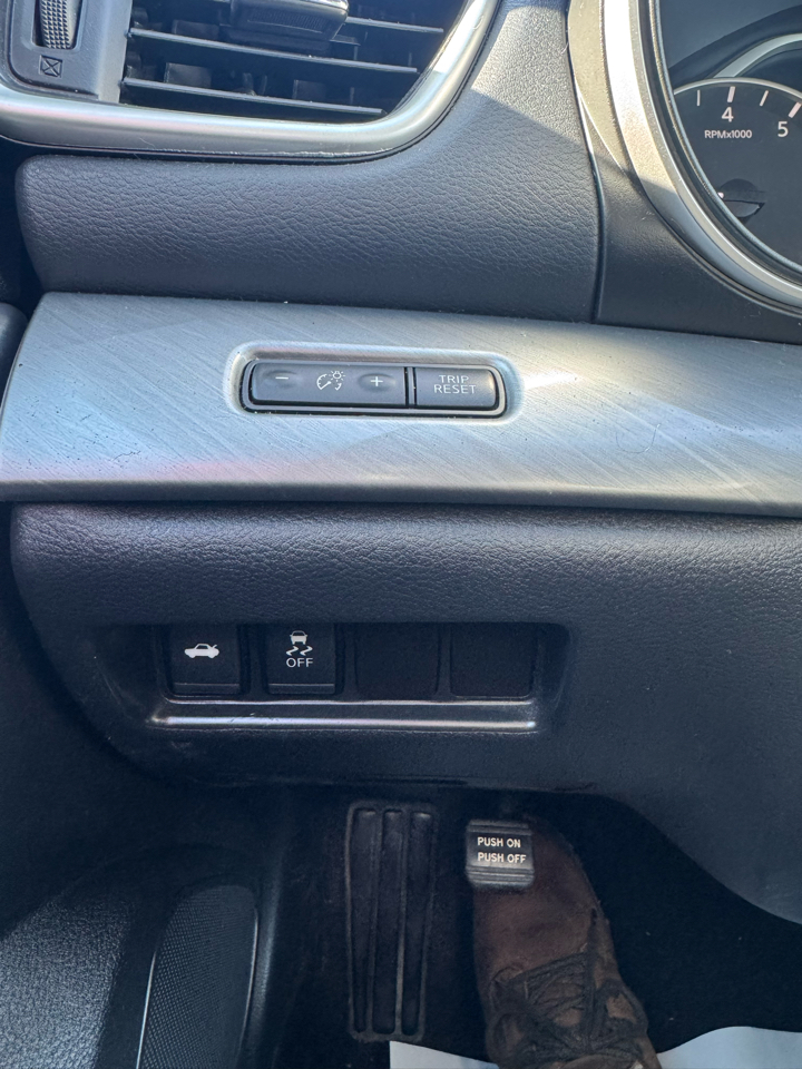 Nissan Maxima S 3.5L *Ltd Avail* 2017