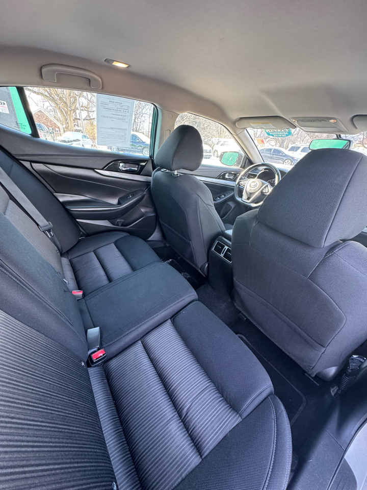 Nissan Maxima S 3.5L *Ltd Avail* 2017