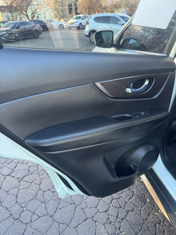 Nissan Rogue FWD SV 2019