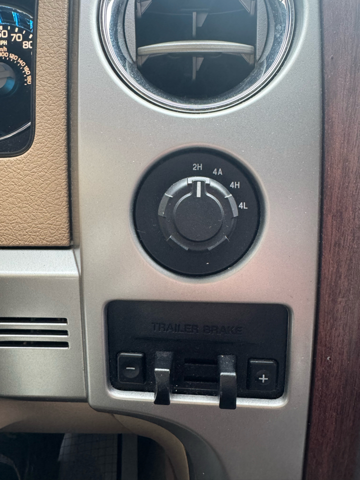 Ford F-150 4WD SuperCrew 145" King Ranch 2013