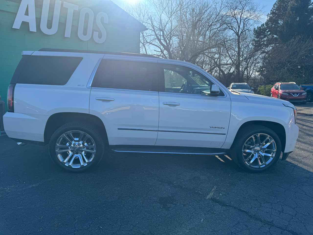 GMC Yukon 4WD 4dr SLT 2018