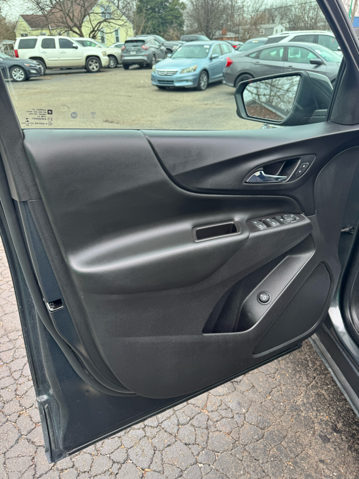 Chevrolet Equinox FWD 4dr LT w/2FL 2020