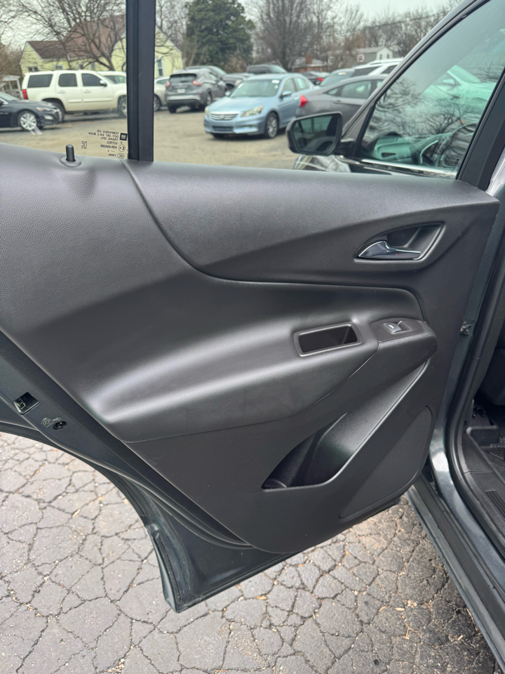 Chevrolet Equinox FWD 4dr LT w/2FL 2020