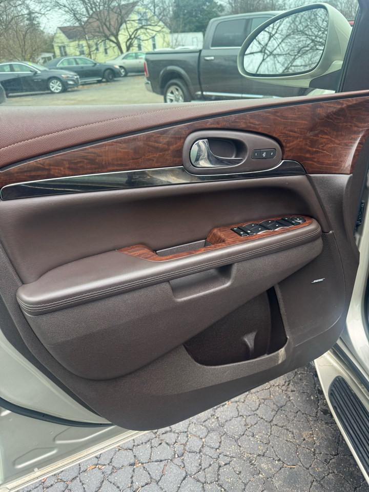 Buick Enclave FWD 4dr Leather 2014
