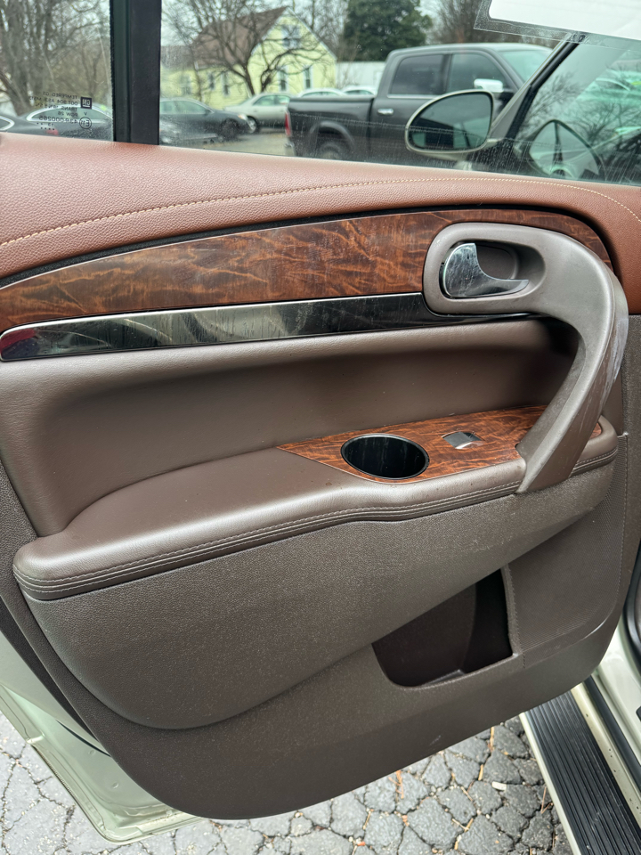 Buick Enclave FWD 4dr Leather 2014