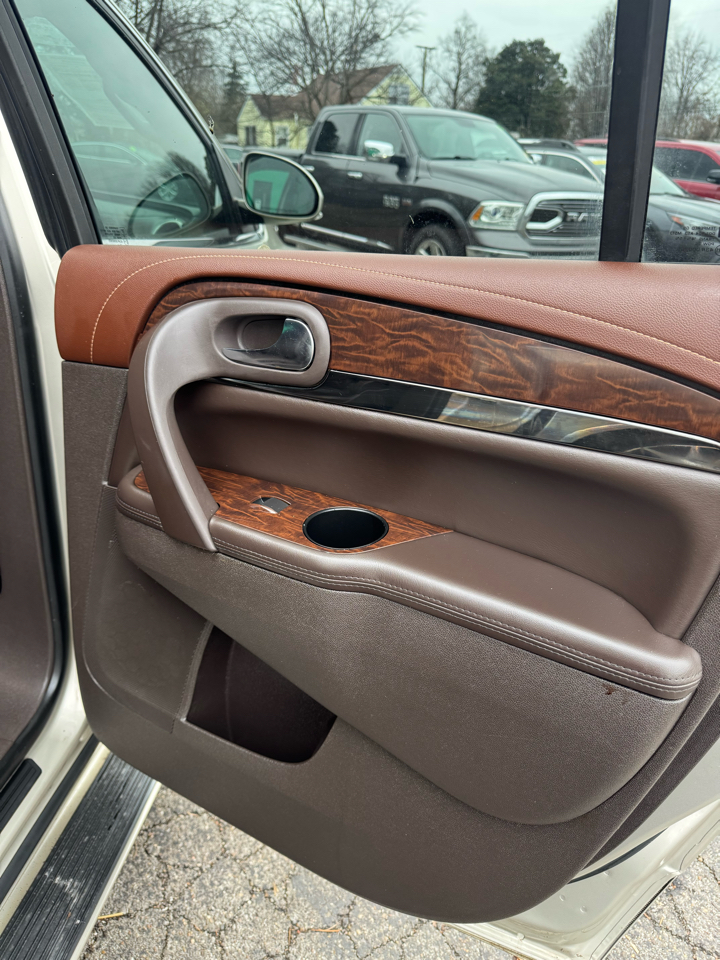 Buick Enclave FWD 4dr Leather 2014