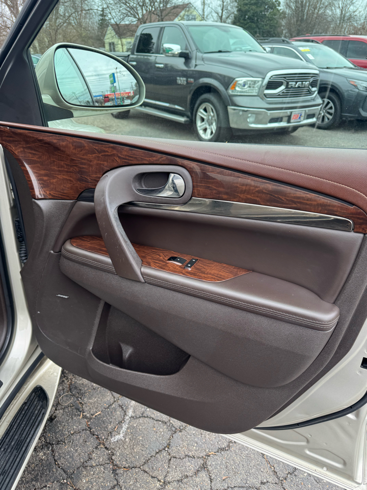 Buick Enclave FWD 4dr Leather 2014