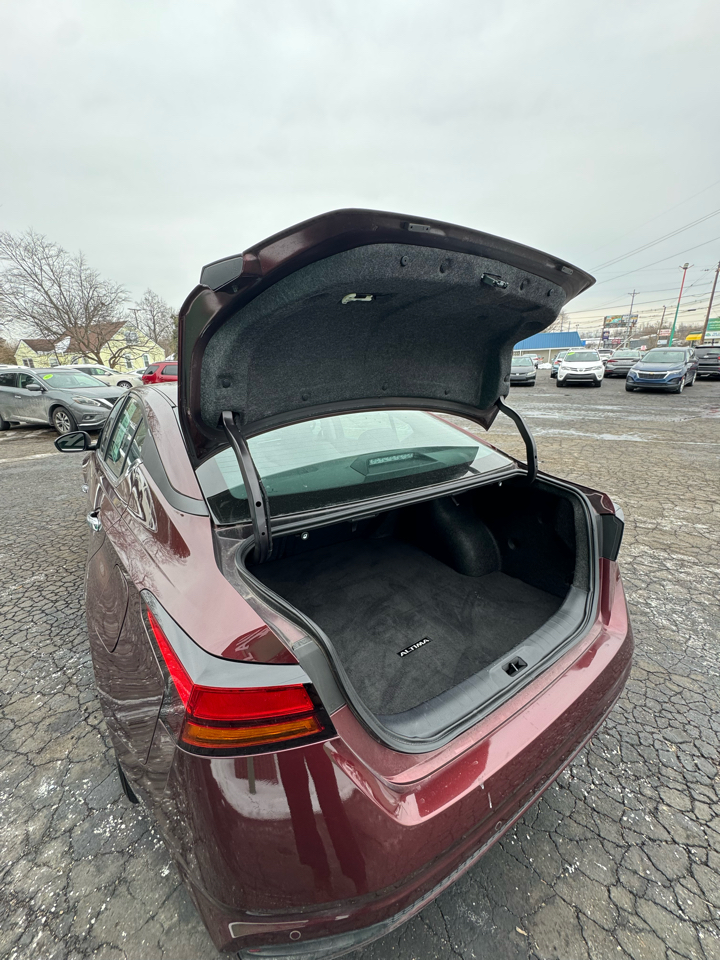 Nissan Altima SV FWD 2025