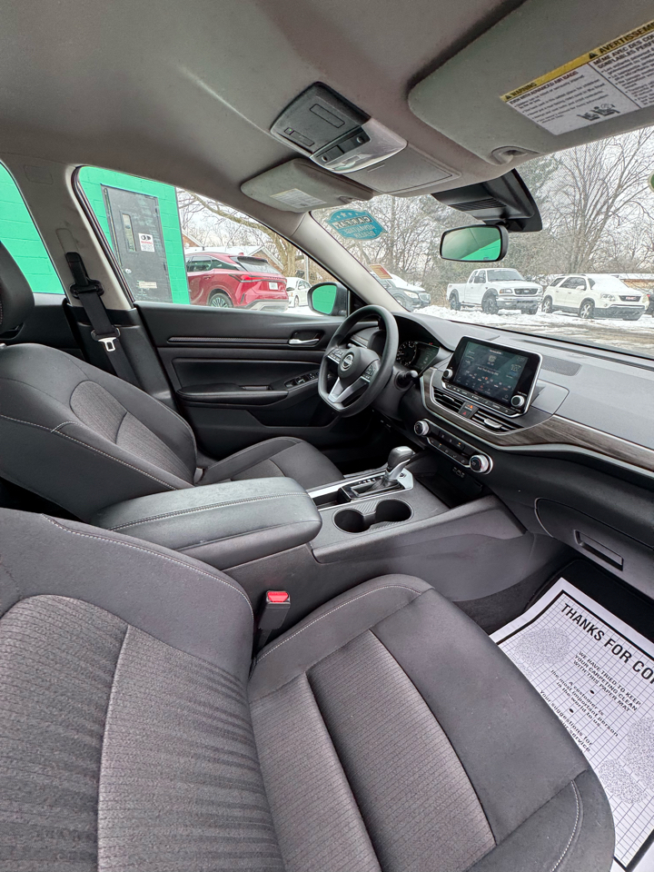 Nissan Altima SV FWD 2025