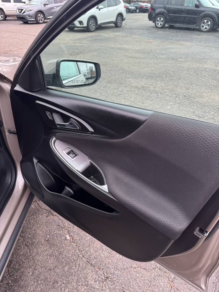 Chevrolet Malibu 4dr Sdn 1LT 2023