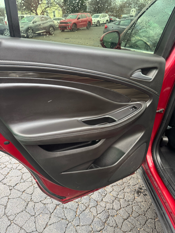 Buick Envision AWD 4dr Premium 2019