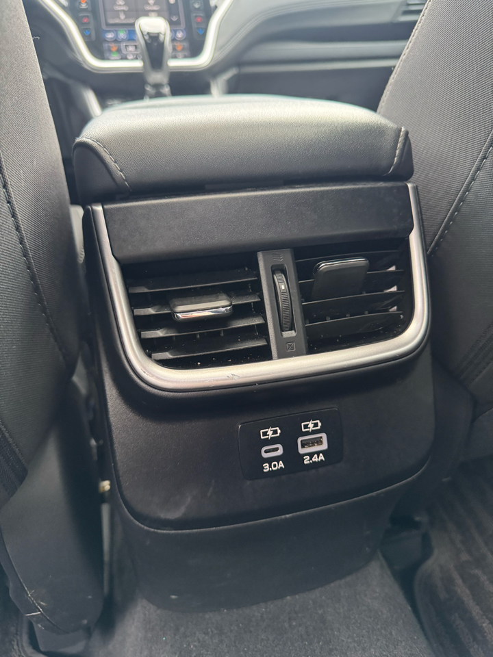 Subaru Outback Premium AWD 2024