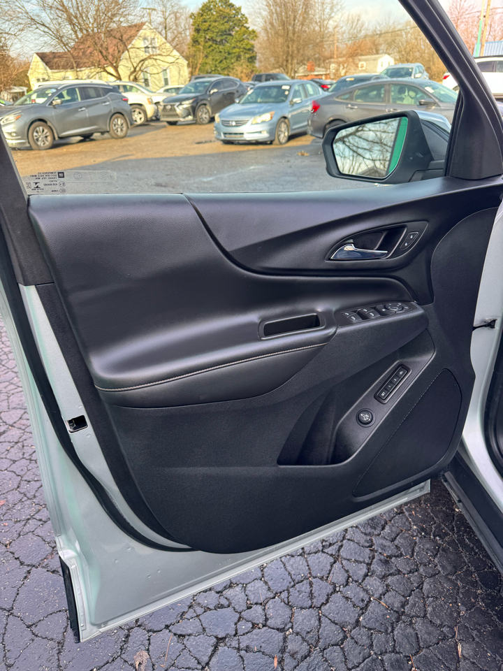 Chevrolet Equinox FWD 4dr Premier 2021