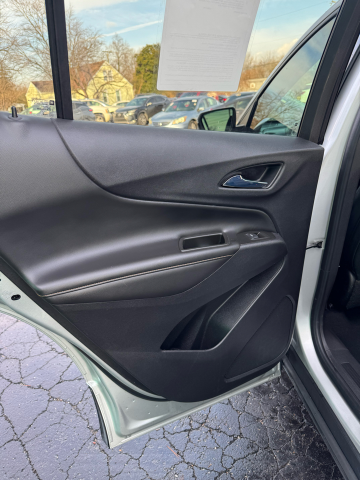 Chevrolet Equinox FWD 4dr Premier 2021