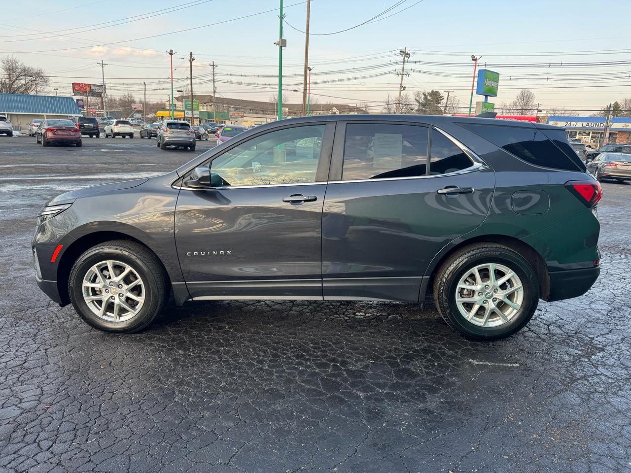 Chevrolet Equinox AWD 4dr LT w/1LT 2023