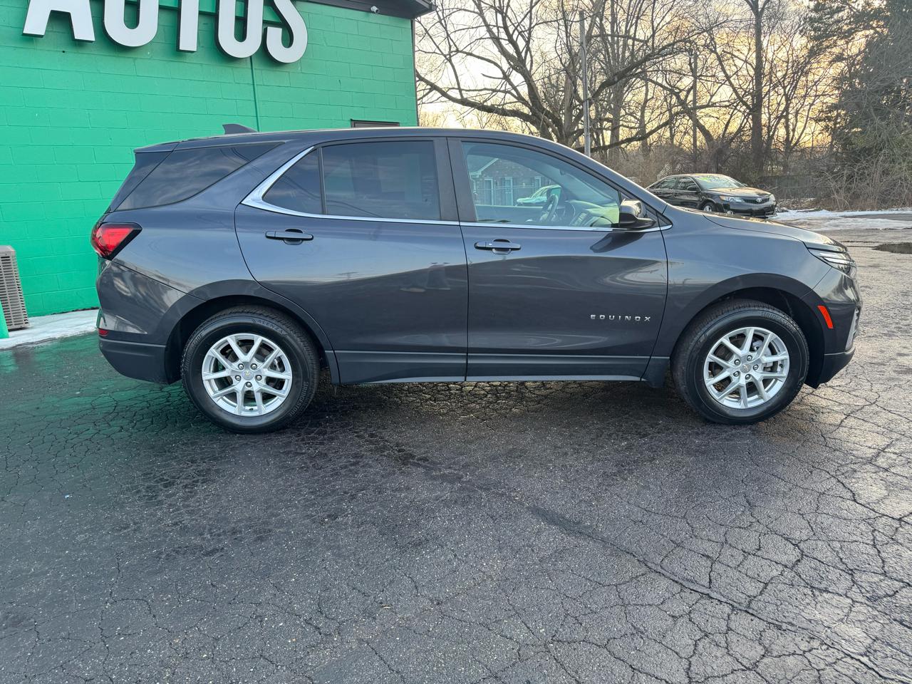 Chevrolet Equinox AWD 4dr LT w/1LT 2023