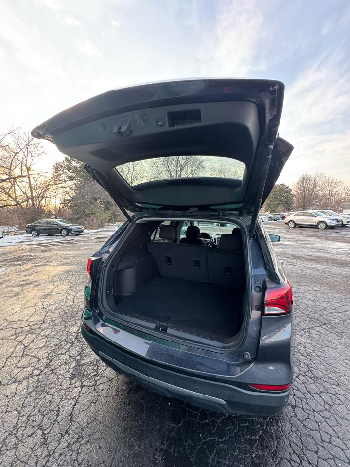 Chevrolet Equinox AWD 4dr LT w/1LT 2023