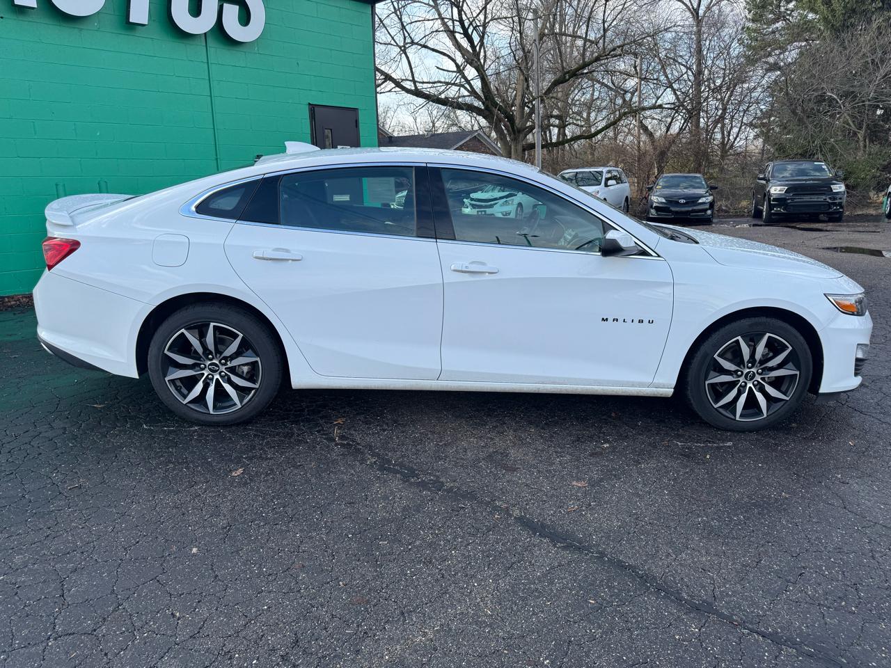 Chevrolet Malibu 4dr Sdn RS 2023