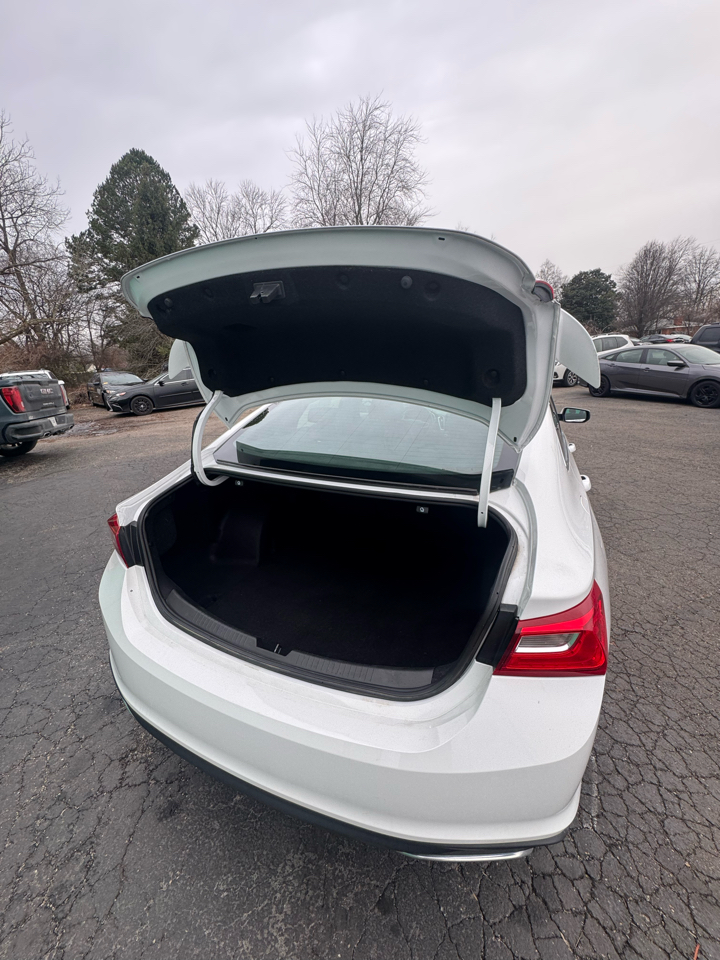 Chevrolet Malibu 4dr Sdn RS 2023