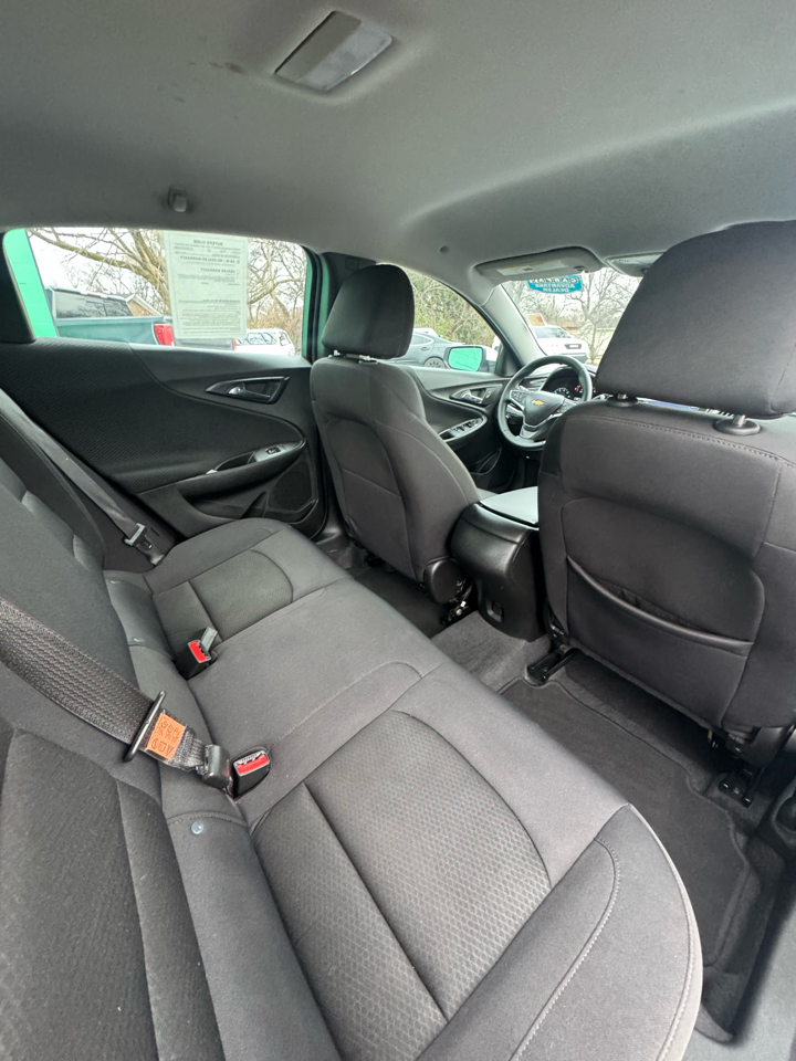 Chevrolet Malibu 4dr Sdn RS 2023