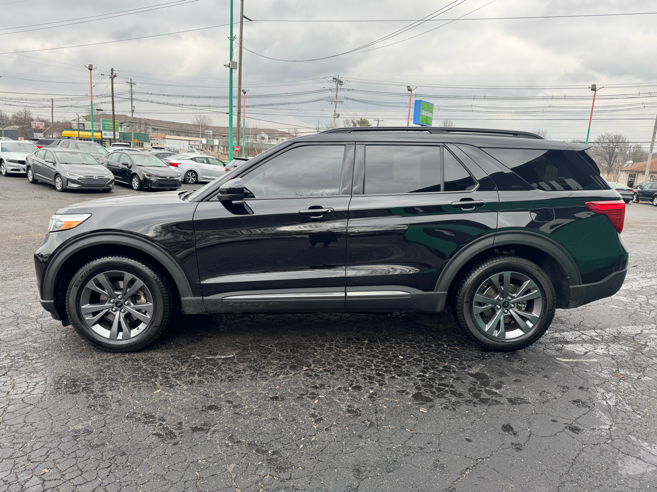 Ford Explorer XLT 4WD 2022