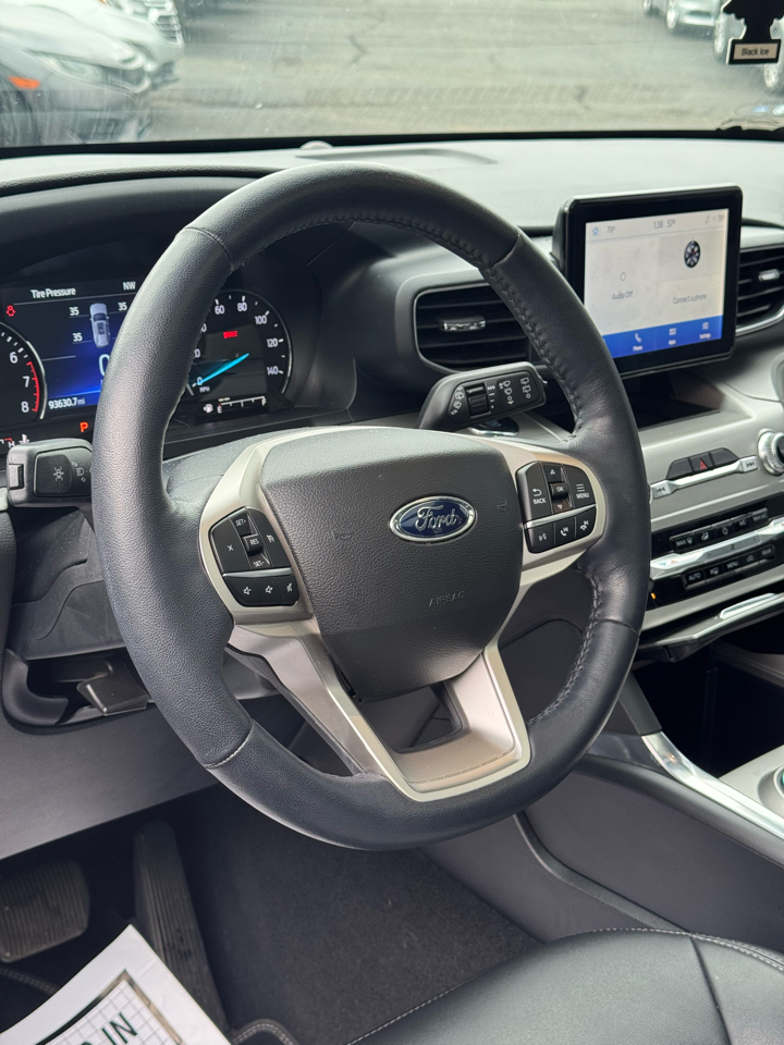 Ford Explorer XLT 4WD 2022