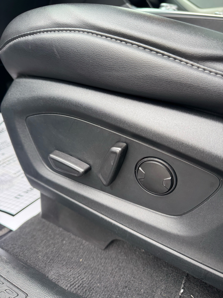 Ford Explorer XLT 4WD 2022