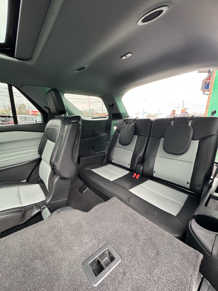 Ford Explorer XLT 4WD 2022