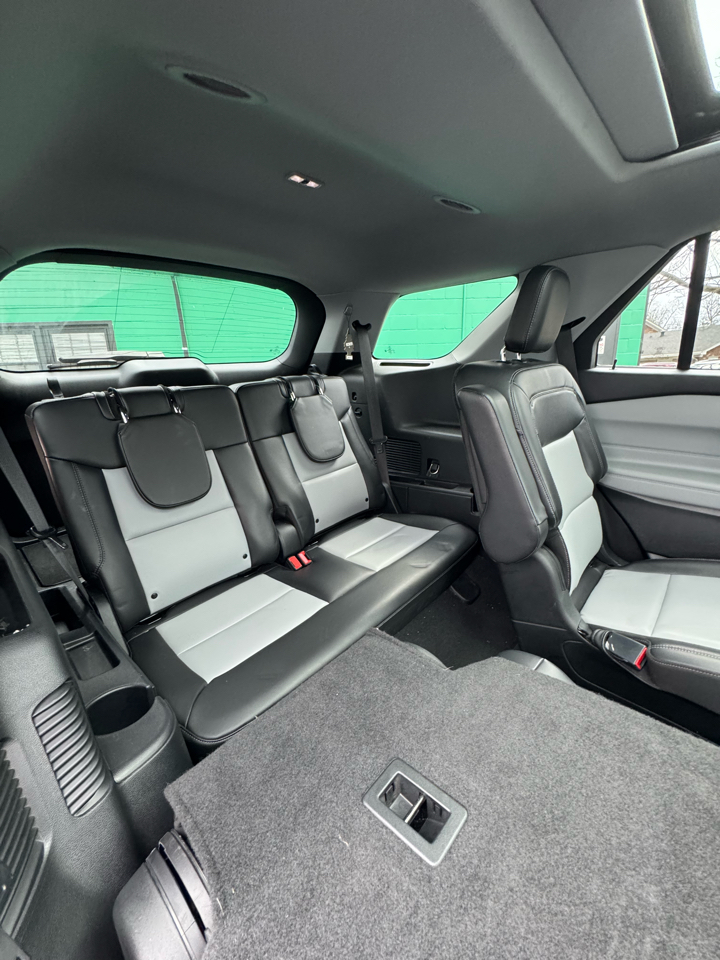 Ford Explorer XLT 4WD 2022