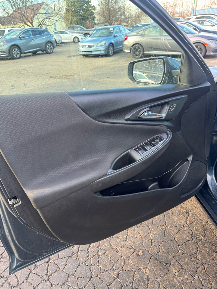 Chevrolet Malibu 4dr Sdn LT 2020