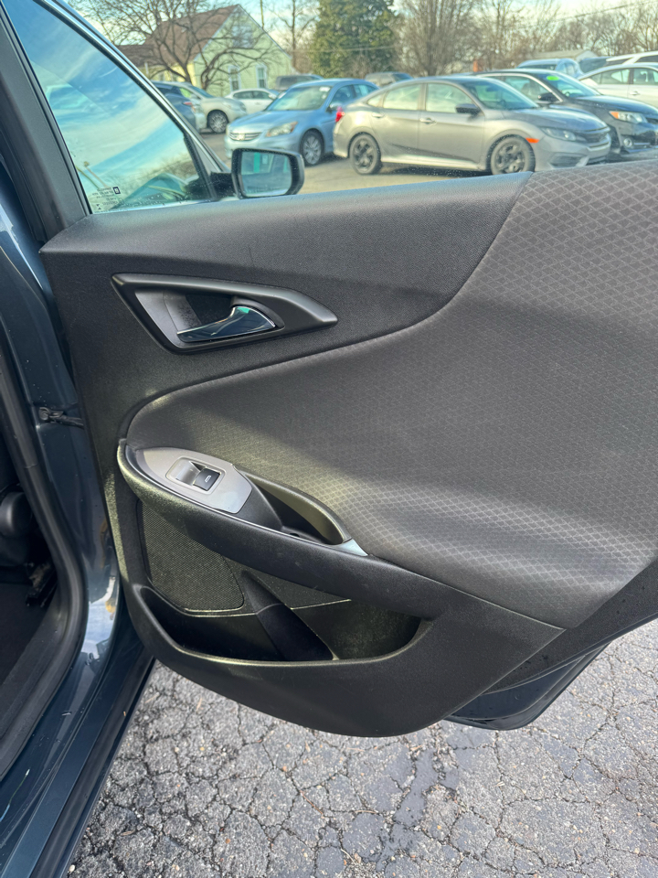 Chevrolet Malibu 4dr Sdn LT 2020